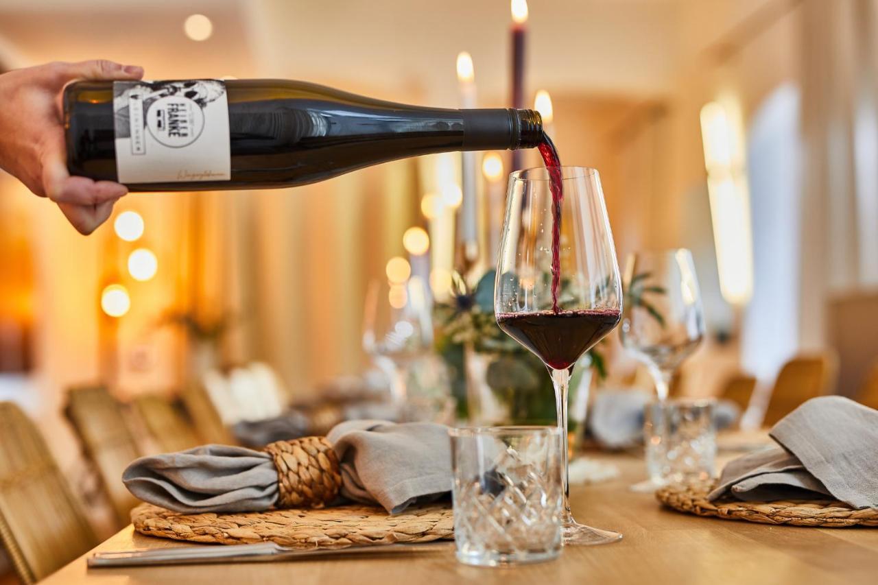 Weinforum Franken Hotel & Restaurant Айбельштадт Экстерьер фото